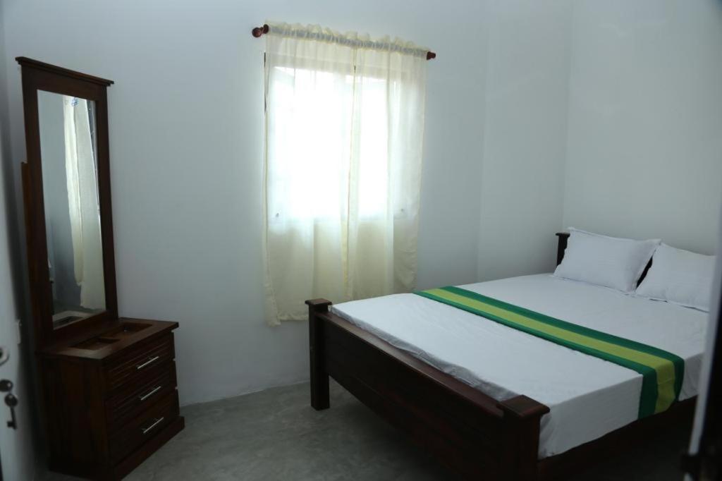 Star Canal Cottage Negombo Habitación foto